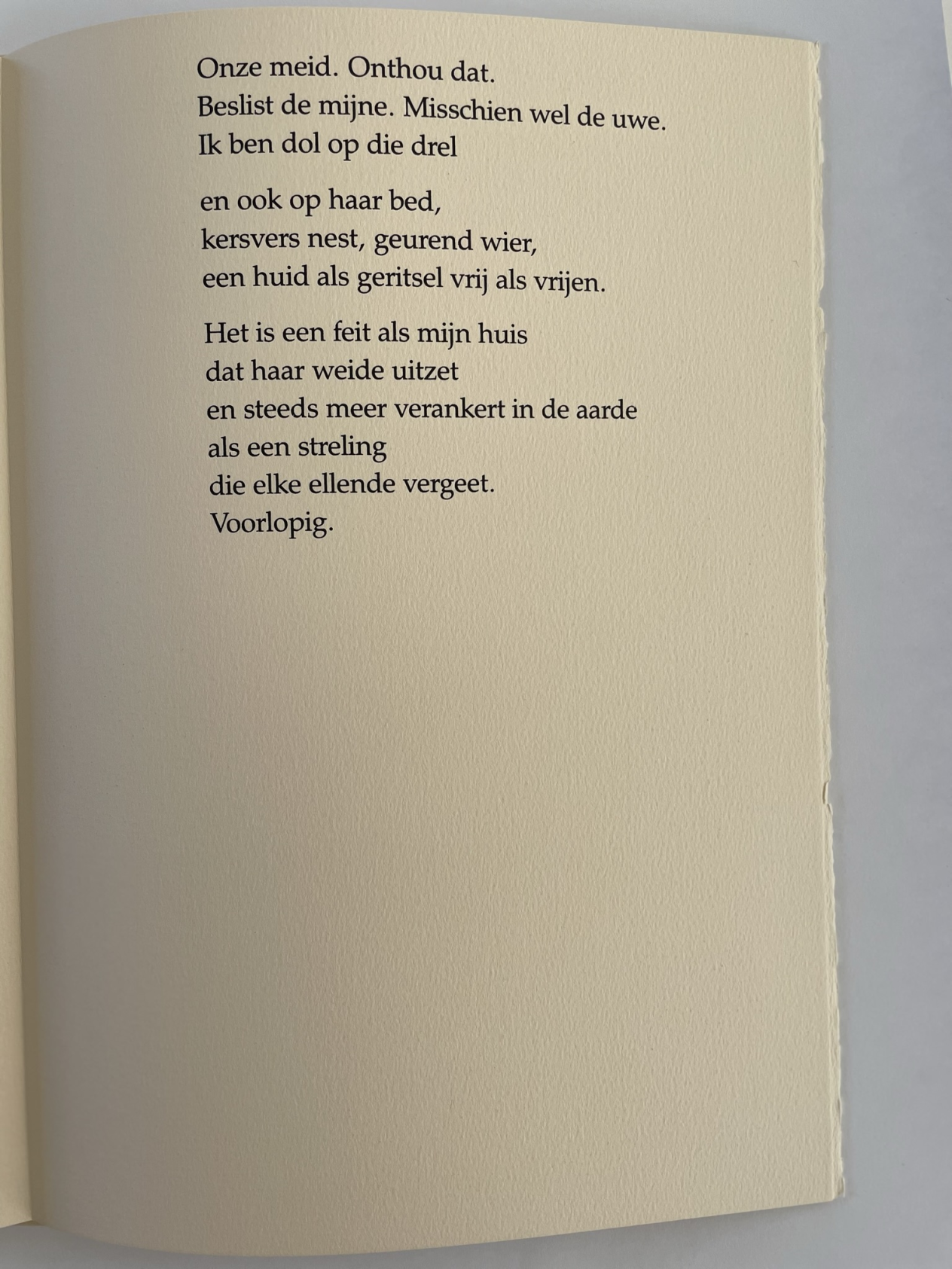 Rechterbladzijde met gedicht Onze meid