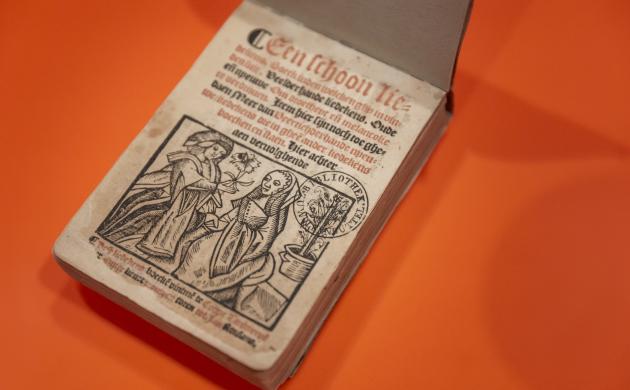 Sfeerbeeld Antwerps Liedboek: opengeslagen op het titelblad